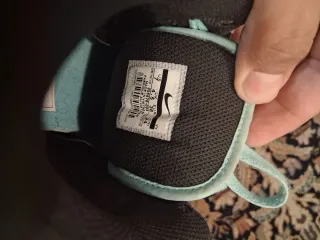 Scarpe Nike alte nere e blu