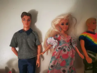 Lote de muñecos y accesorios