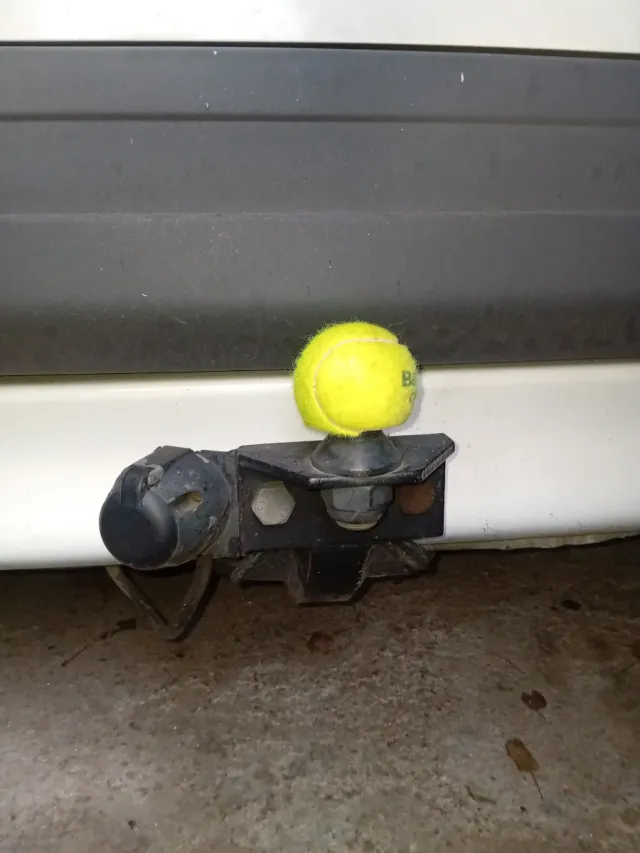 Gancio di traino Lobato