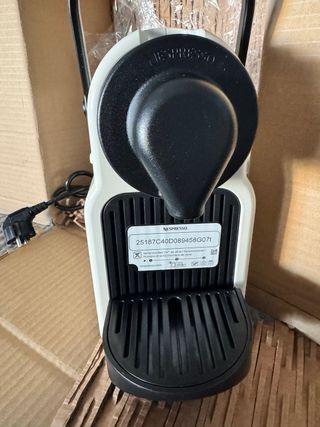 Cafetera Nespresso Inissia Krups Blanca