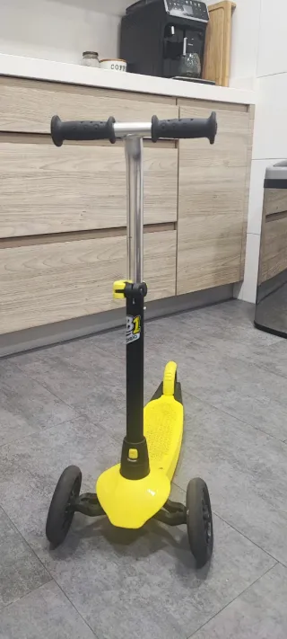 Patinete Oxelo B1 3 Ruedas Amarillo