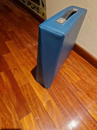 Máquina de escribir Olivetti Dora