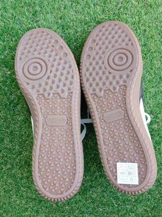 Zapatillas Skechers Court & Classics Beige/Blancas