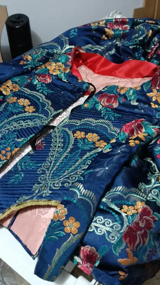 Vestido fallera azul y multicolor