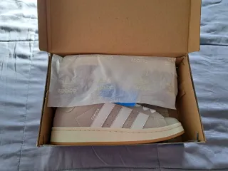 Adidas Campus Beige y Blancas