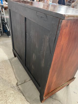 Cómoda madera antigua restaurada