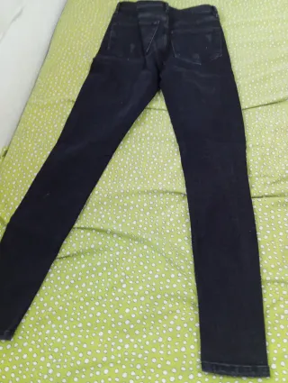 Pantalones vaqueros pitillo negros Mango mujer