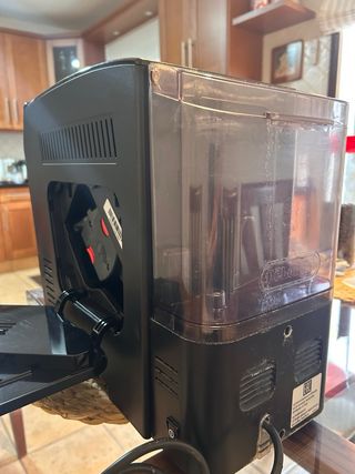 Cafetera DeLonghi Autentica Negra