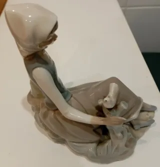 Figura Lladró Pastora con paloma