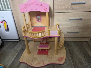 Casa di bambole per Barbie