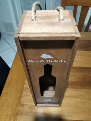 Porta bottiglia in legno Grand Reserve.