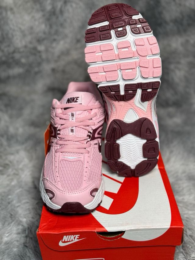 Zapatillas Nike Rosas y Marrones