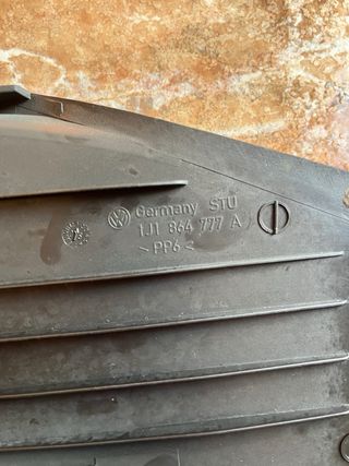 Reposapiés Seat León