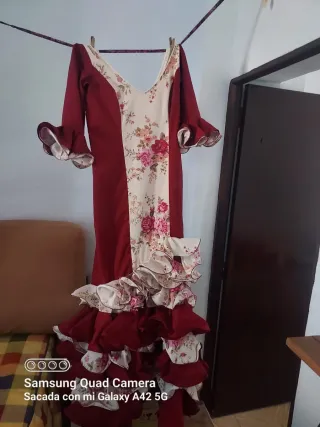Vestido Flamenco Burdeos con Flores Talla 38/40