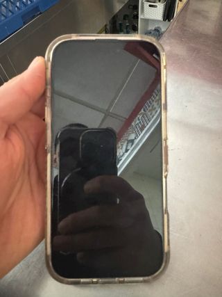 iPhone 16 Pro 128GB Negro/Dorado