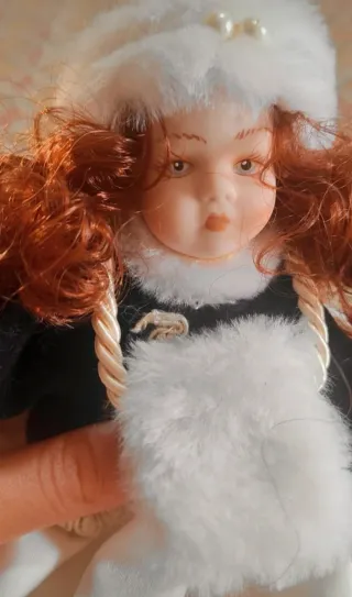 Bambola porcellana biscuit fatta a mano vintage