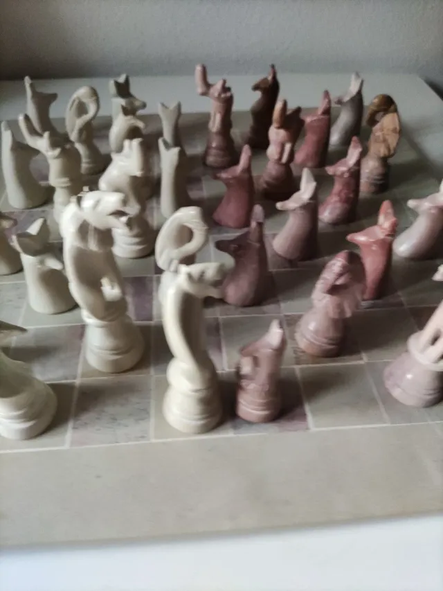 Ajedrez de Kenia - Piezas de mármol