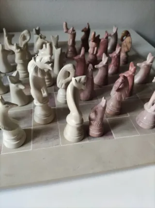 Ajedrez de Kenia - Piezas de mármol