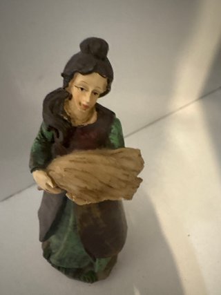 Figura Belén Mujer con Cesta
