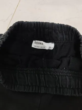 Bermudas Bershka Negras Talla S