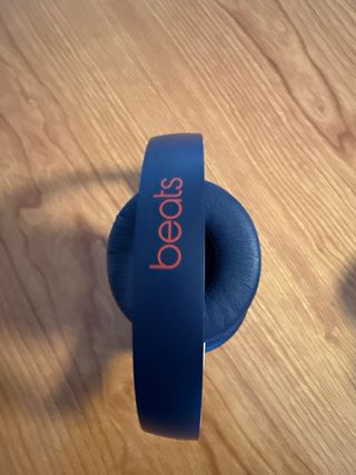 Beats Solo 3 Wireless Azul Marino con Rojo