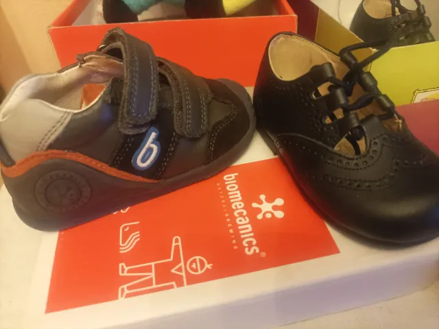 Zapatos bebé marca talla 19 y 20