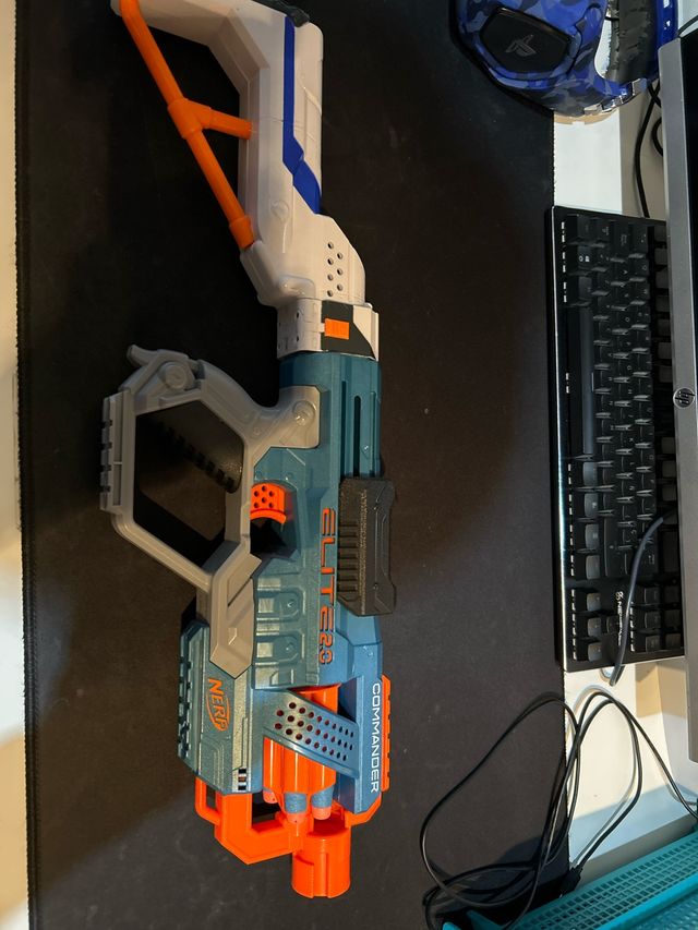 Pistola Nerf Commander Elite