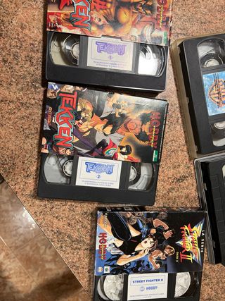 Lote 4 Películas VHS: James Bond, Rocky, Tekken, S