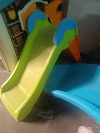 Tobogán infantil azul y verde