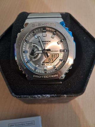 Casio G-Shock GM-2110D-7AER Plata