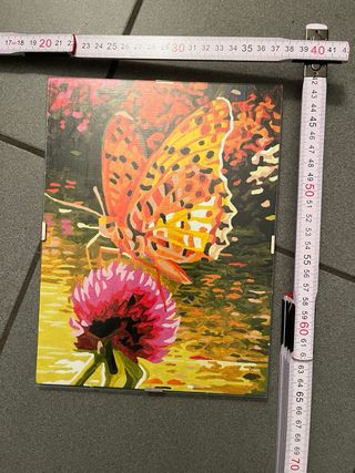 Pintura de mariposa y flor