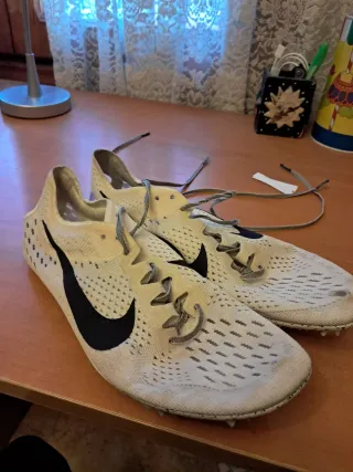 Nike Victory 2 Spikes Talla 42.5