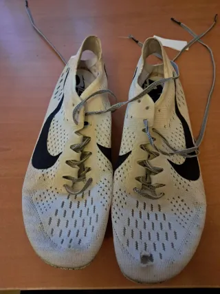 Nike Victory 2 Spikes Talla 42.5