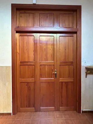 Puertas de madera de mobila