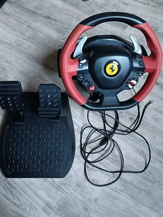 Volante Ferrari 458 Spider Thrustmaster