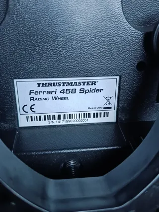 Volante Ferrari 458 Spider Thrustmaster