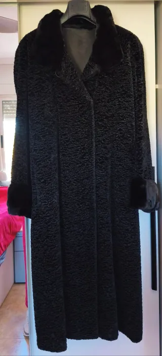 Abrigo Astracán Negro Made in France