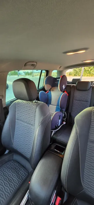 Opel Zafira Tourer 2015