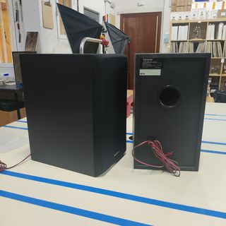 Altavoces Panasonic SB-CH11