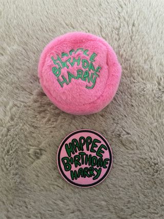 Parche y monedero rosa Happee Birthday Harry