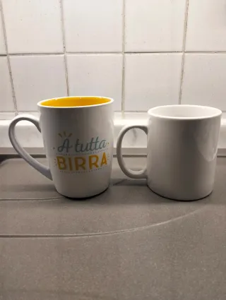 Due tazze da collezione