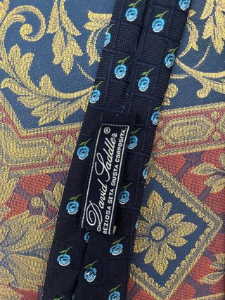 Corbata David Saddler Seda Flores Azules