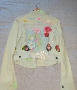 Cazadora vaquera Antica Sartoria bordada