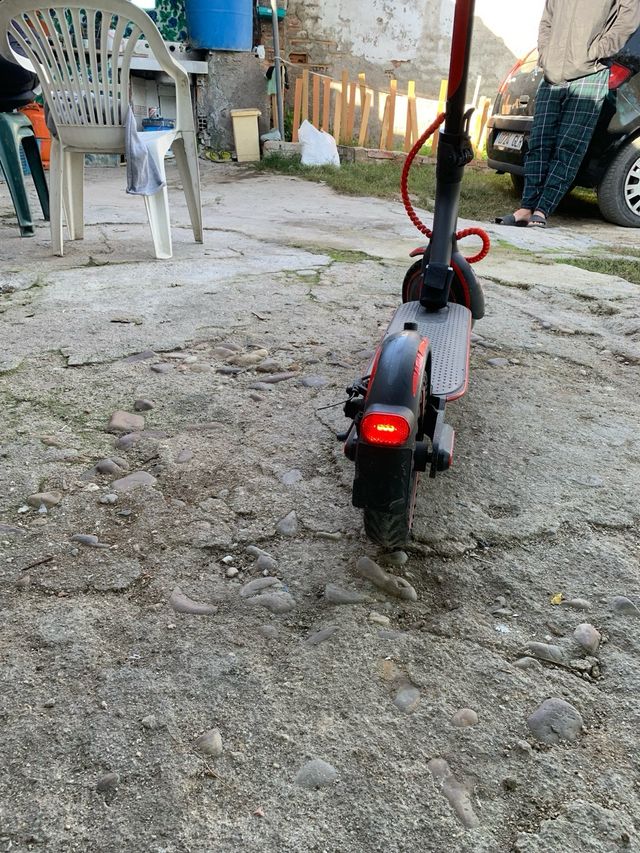 Patinete Eléctrico Xiaomi Negro/Rojo