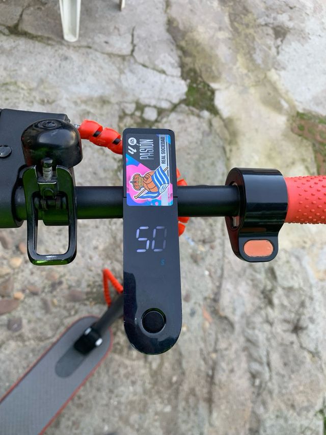 Patinete Eléctrico Xiaomi Negro/Rojo