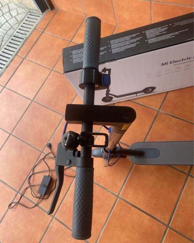 Patinete Eléctrico Xiaomi Mi Scooter 3