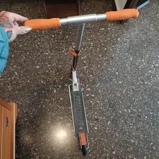 Patinete infantil Ryder naranja