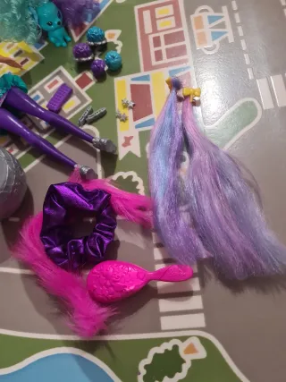 Barbie Colour Reveal