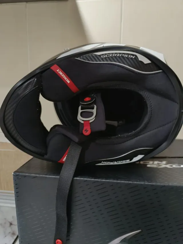 Casco Scorpion Exo R1 Carbon Air Corpus II