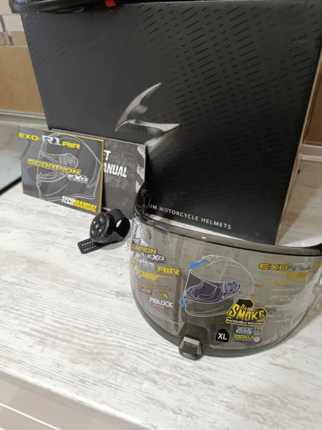 Casco Scorpion Exo R1 Carbon Air Corpus II